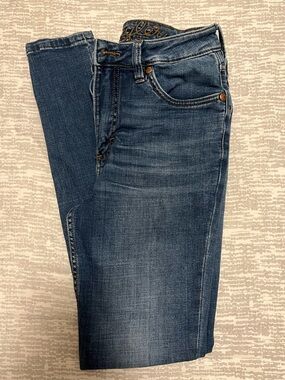 Women's wranglers skinny jeans
